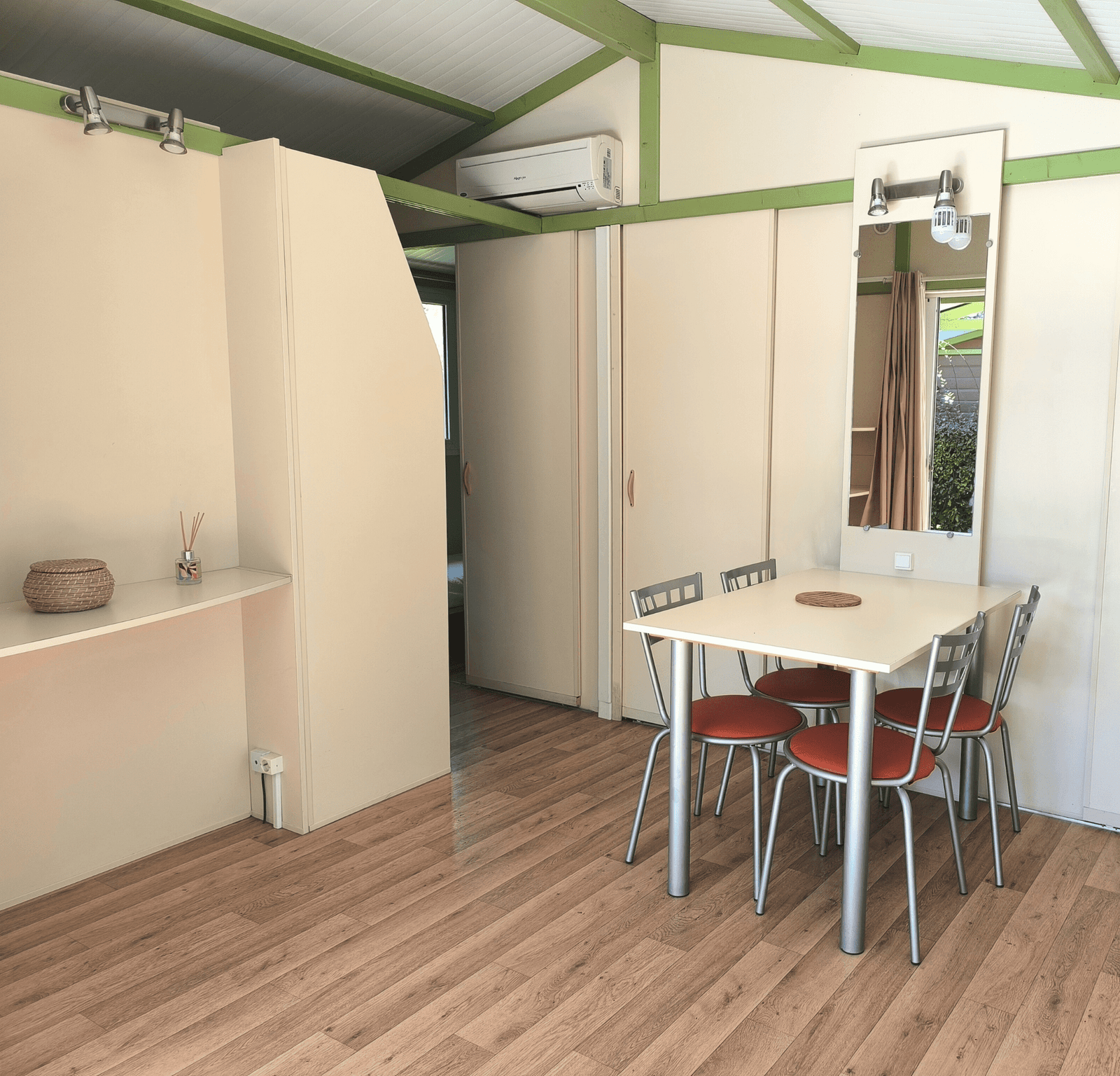 Séjour chalet morea camping le boem
